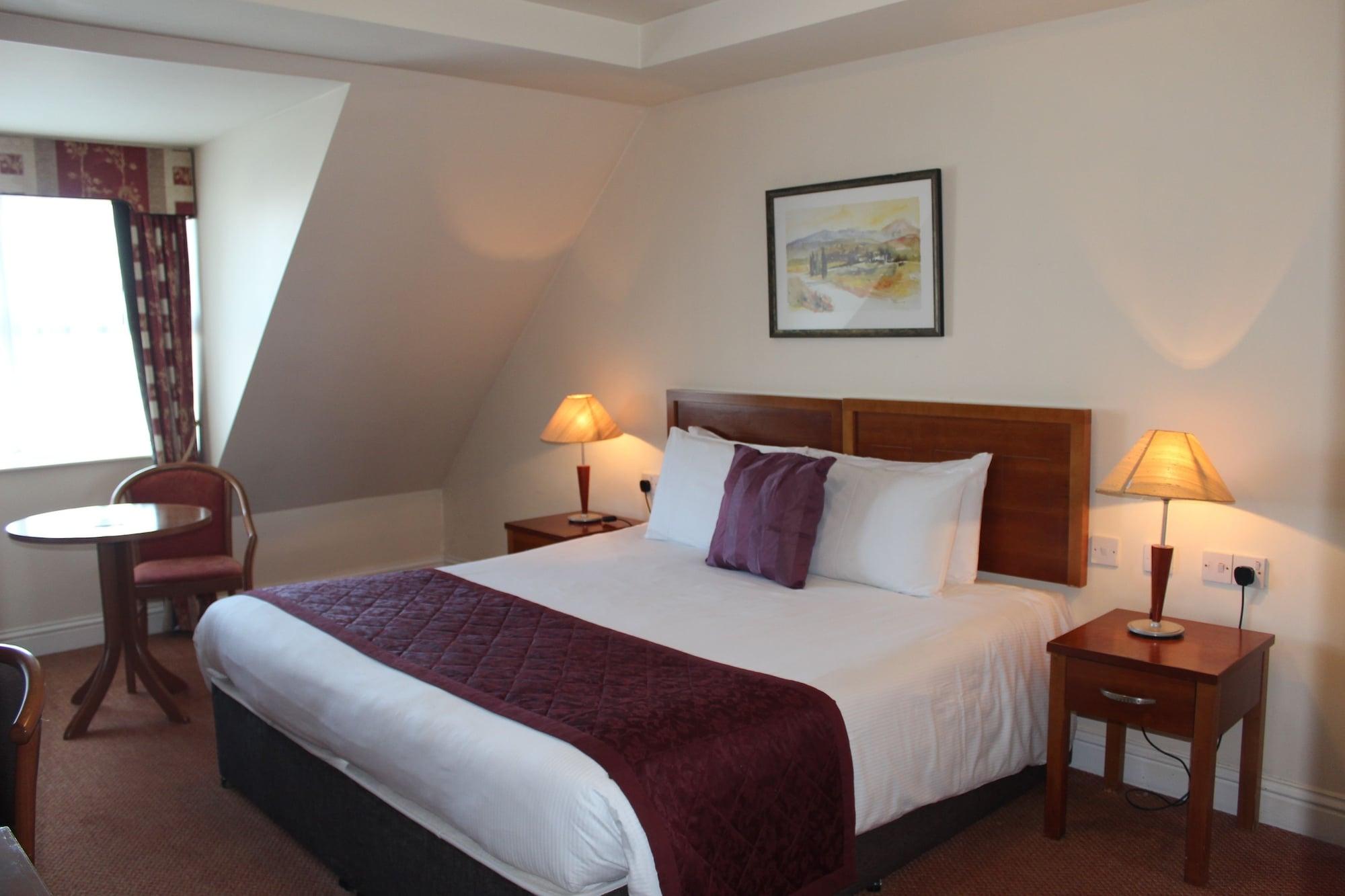 Carnegie Court Hotel Swords Eksteriør billede