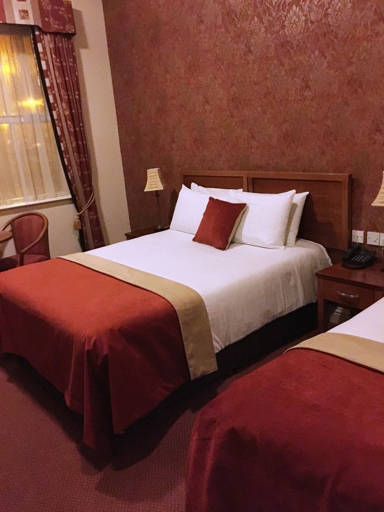 Carnegie Court Hotel Swords Eksteriør billede