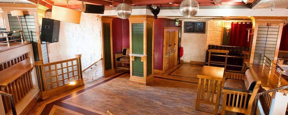 Carnegie Court Hotel Swords Eksteriør billede