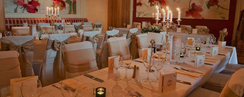 Carnegie Court Hotel Swords Eksteriør billede