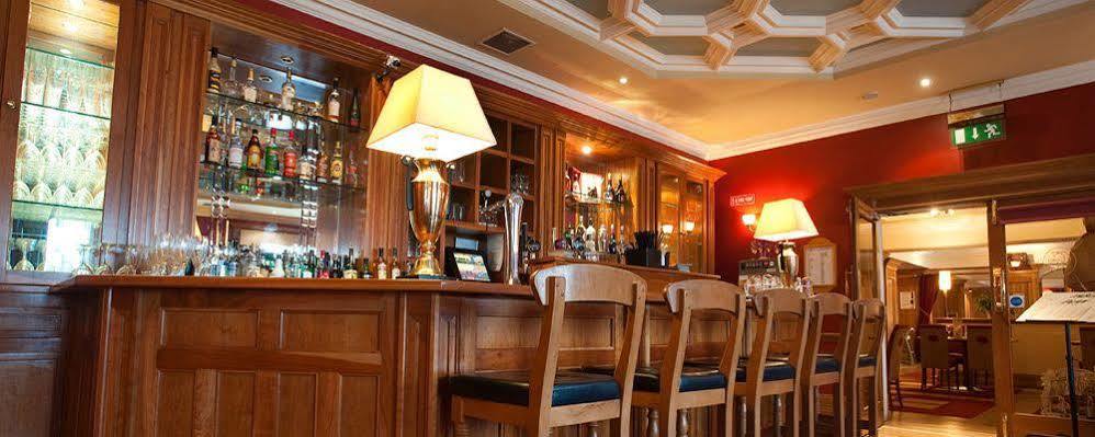 Carnegie Court Hotel Swords Eksteriør billede