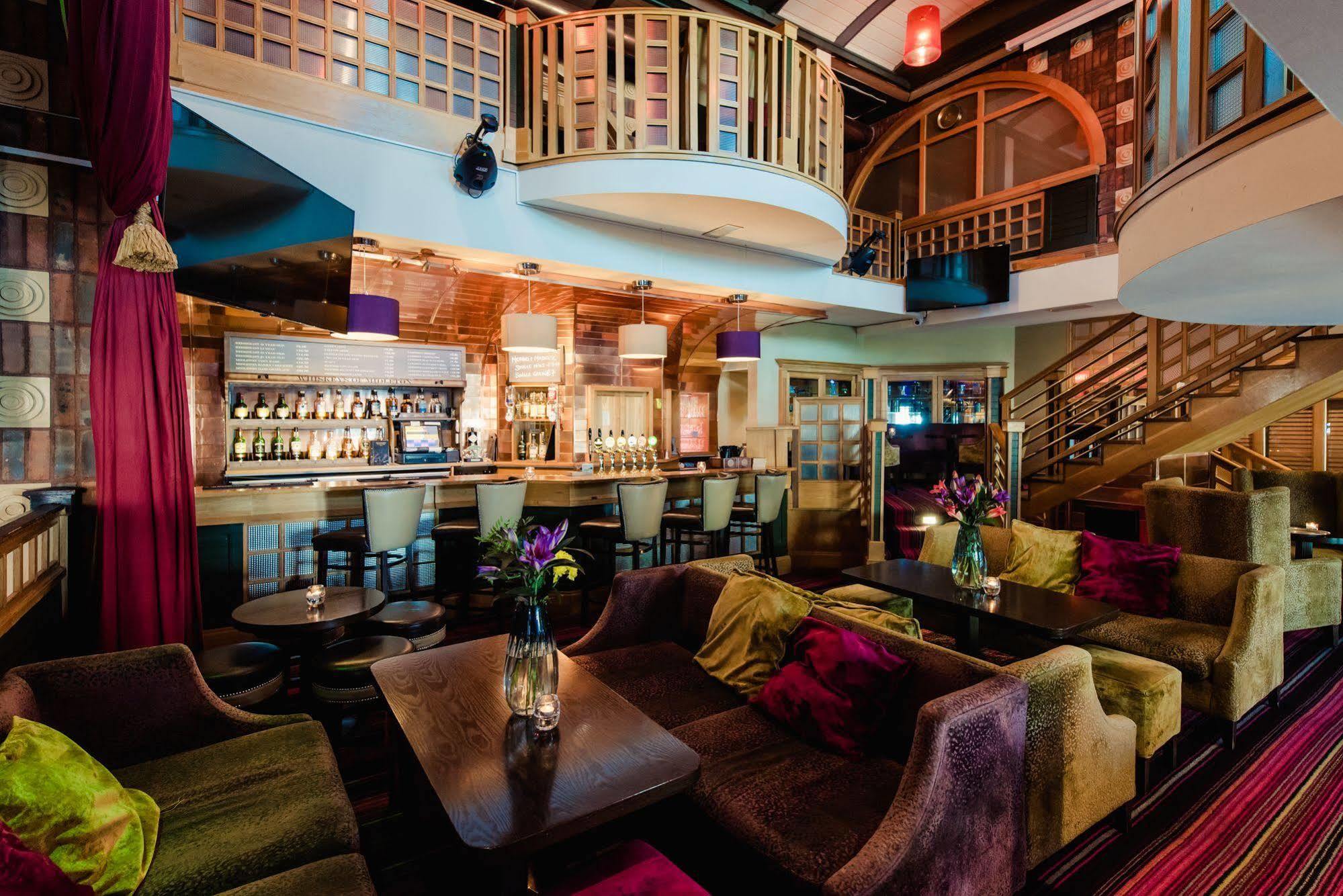 Carnegie Court Hotel Swords Eksteriør billede